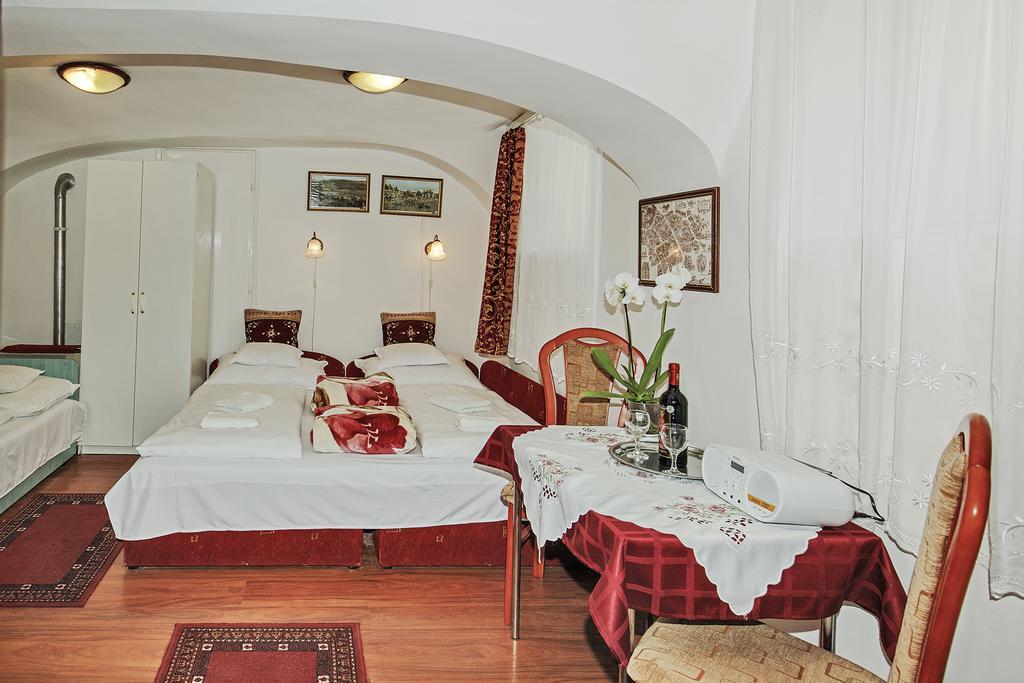 Barokk Vendégház Eger Extérieur photo