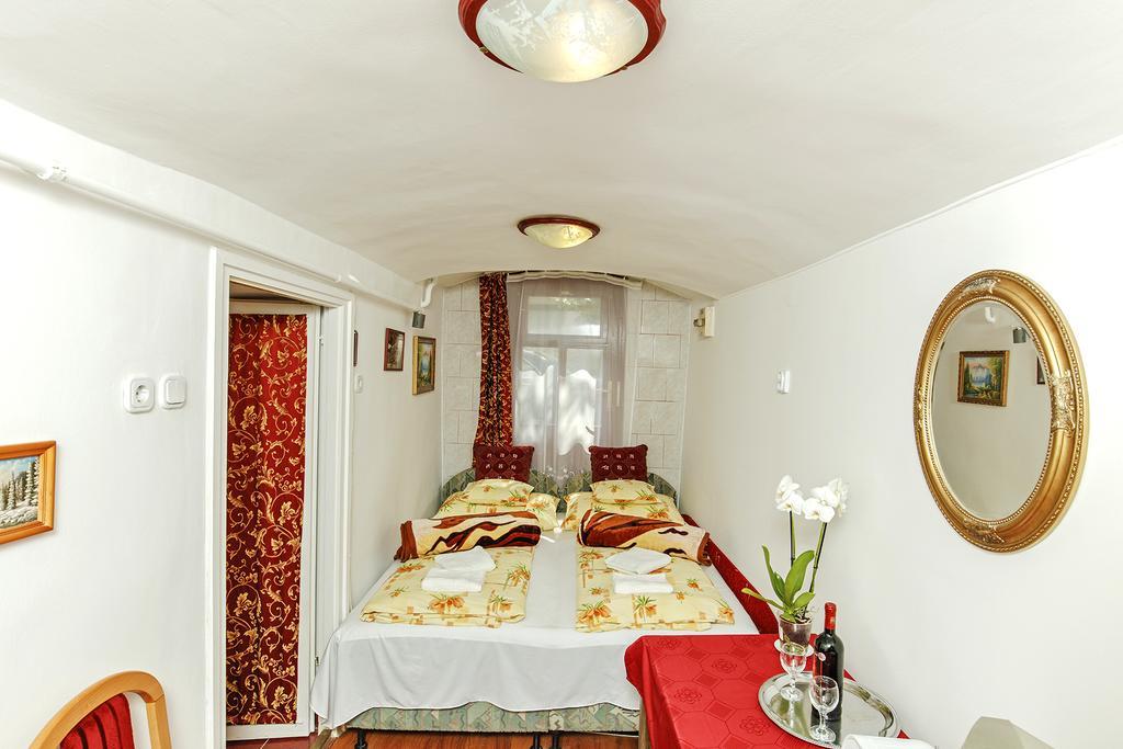Barokk Vendégház Eger Extérieur photo