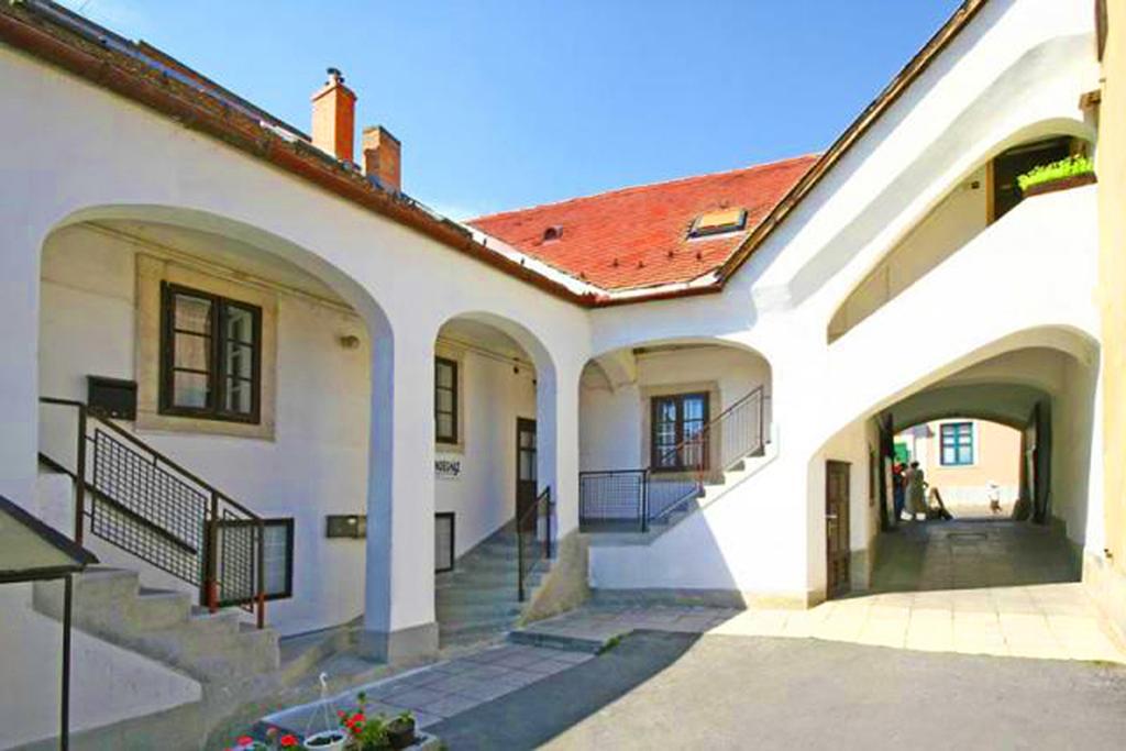 Barokk Vendégház Eger Extérieur photo